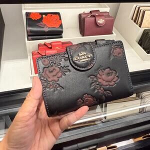 Coach Medium Corner Zip Wallet With Floral Print CCR20 Black/Wine Multi